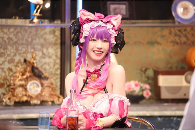 えなこ『酒のツマミになる話』(C)フジテレビ