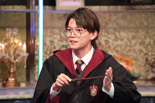 松丸亮吾『酒のツマミになる話』(C)フジテレビ