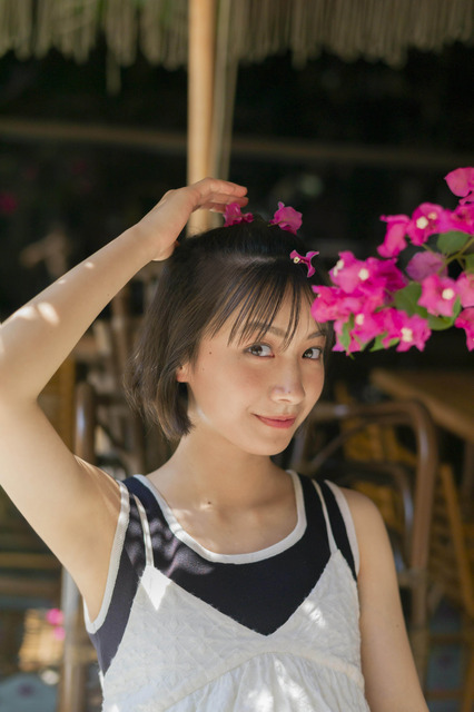 「藤﨑ゆみあファースト写真集(仮)」(東京ニュース通信社刊)