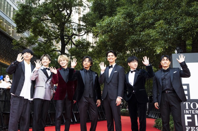 GENERATIONS、TIFFのレッドカーペットに登場!ドキュメンタリー映画が世界初披露