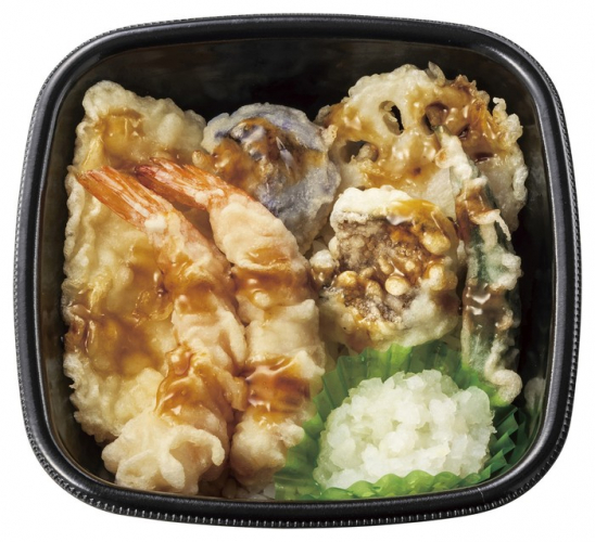 エビ2尾/イカ/カレイ/野菜3種 おろし海鮮天丼 686円(税込740円)