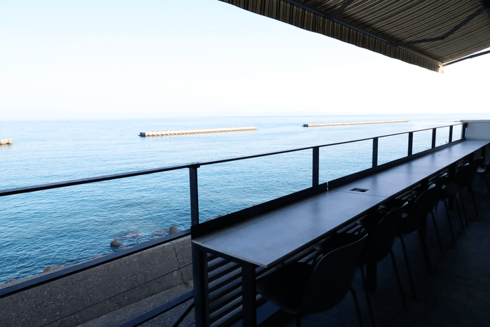 villa ocean kamaguchi のオーシャンビューの2Fテラス。BBQが楽しめます