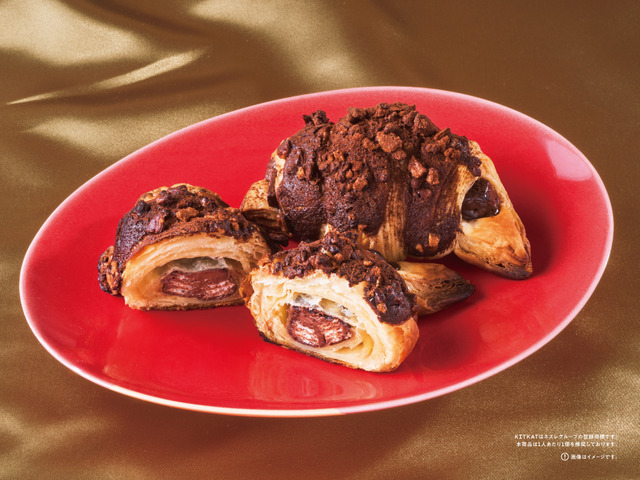 プレミアムチョコクロ Made with KITKAT 390円(税込)